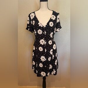 Forever 21 Black and White Floral Midi Dress